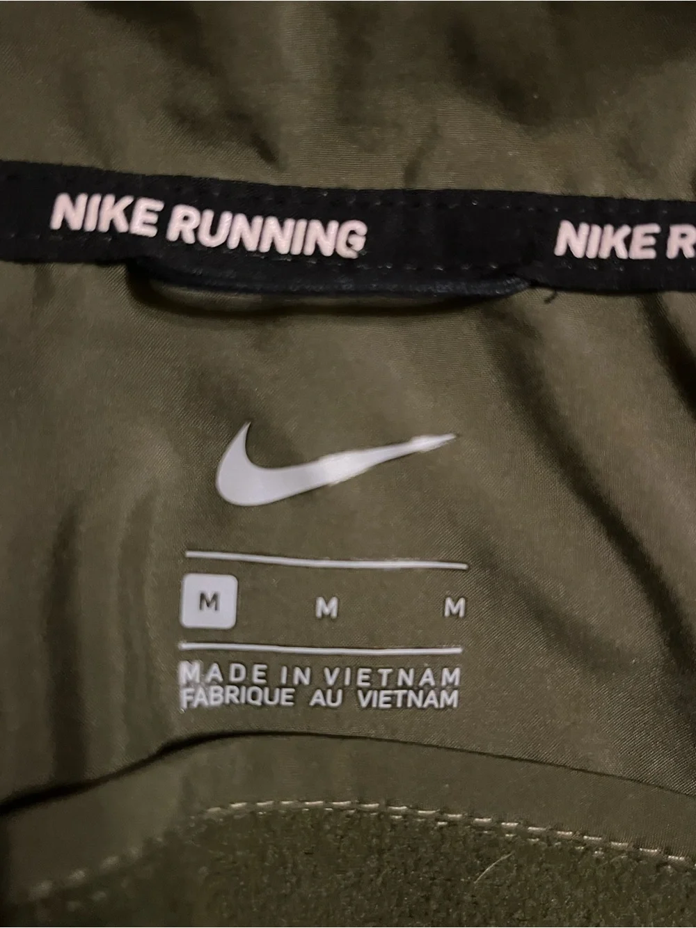 Nike Women's Therma-FIT Synthetic Fill Olive Green running jacket size medium